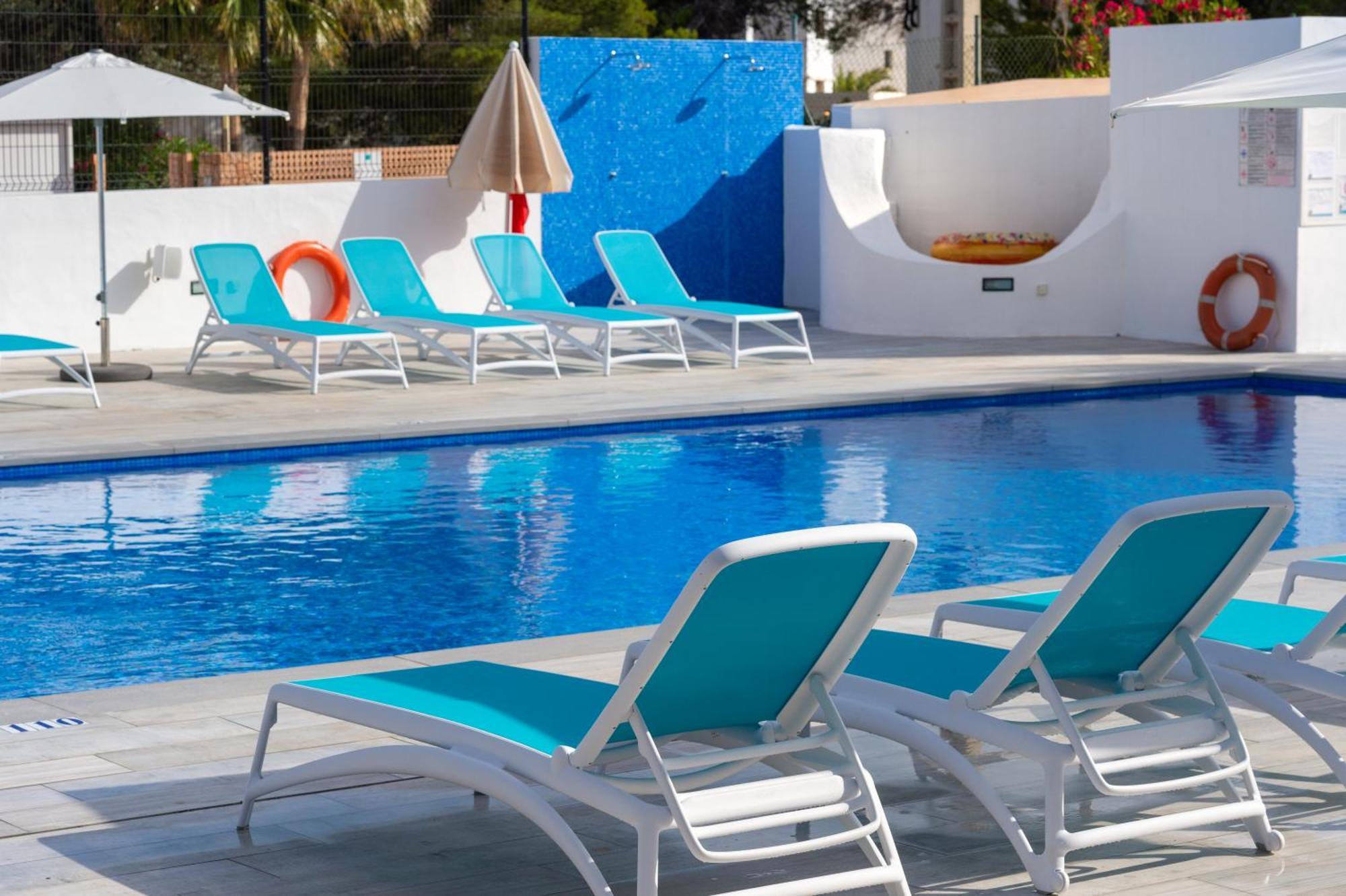Aparthotel Vibra Club Maritim San Antonio  Buitenkant foto