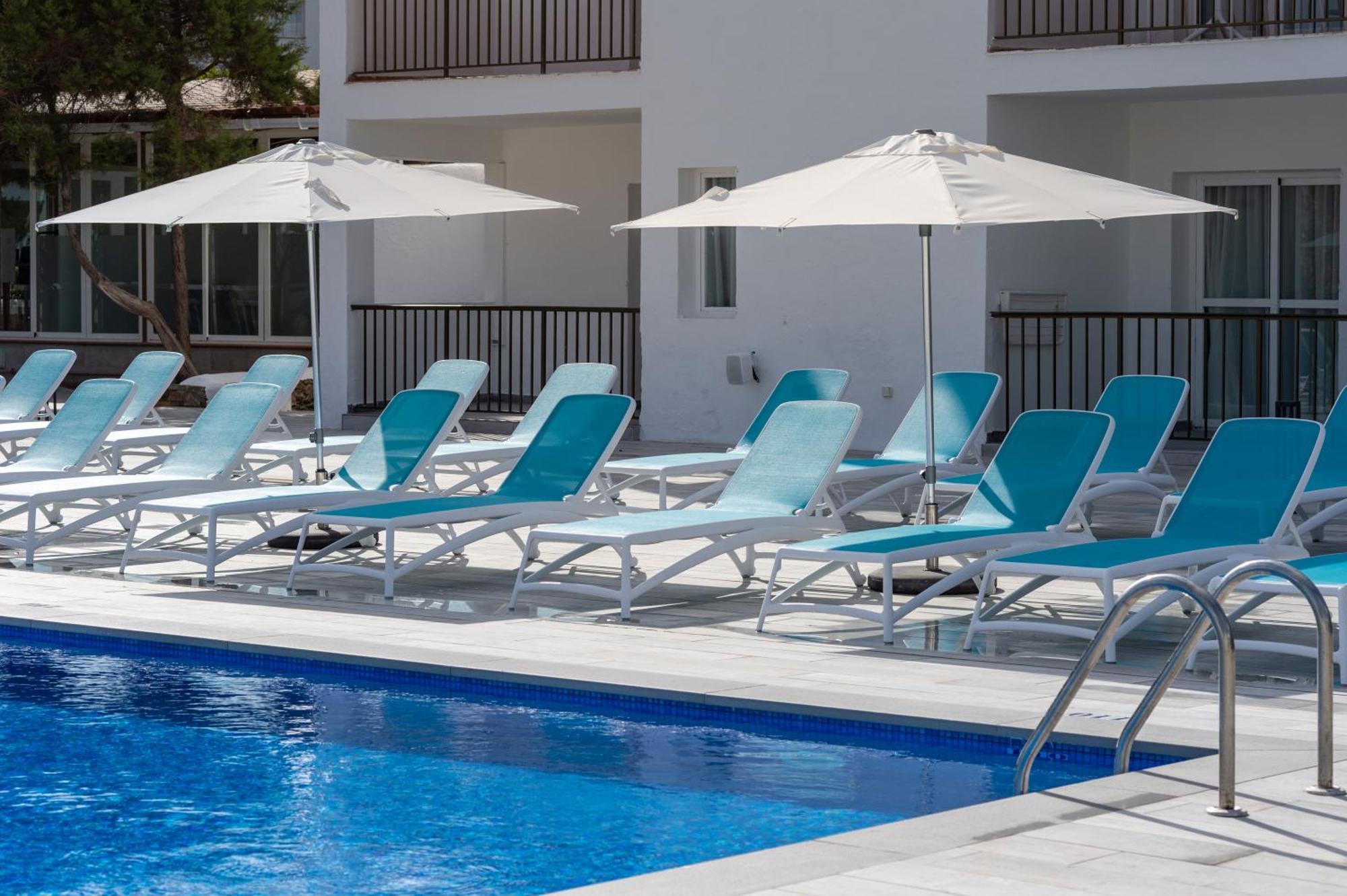 Aparthotel Vibra Club Maritim San Antonio  Buitenkant foto