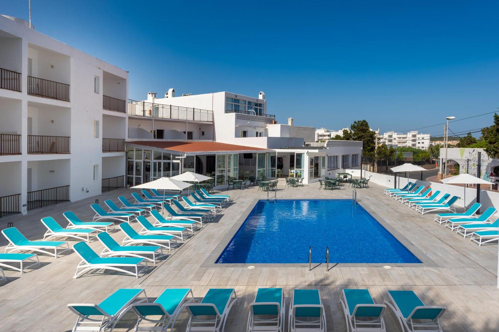 Aparthotel Vibra Club Maritim San Antonio  Buitenkant foto