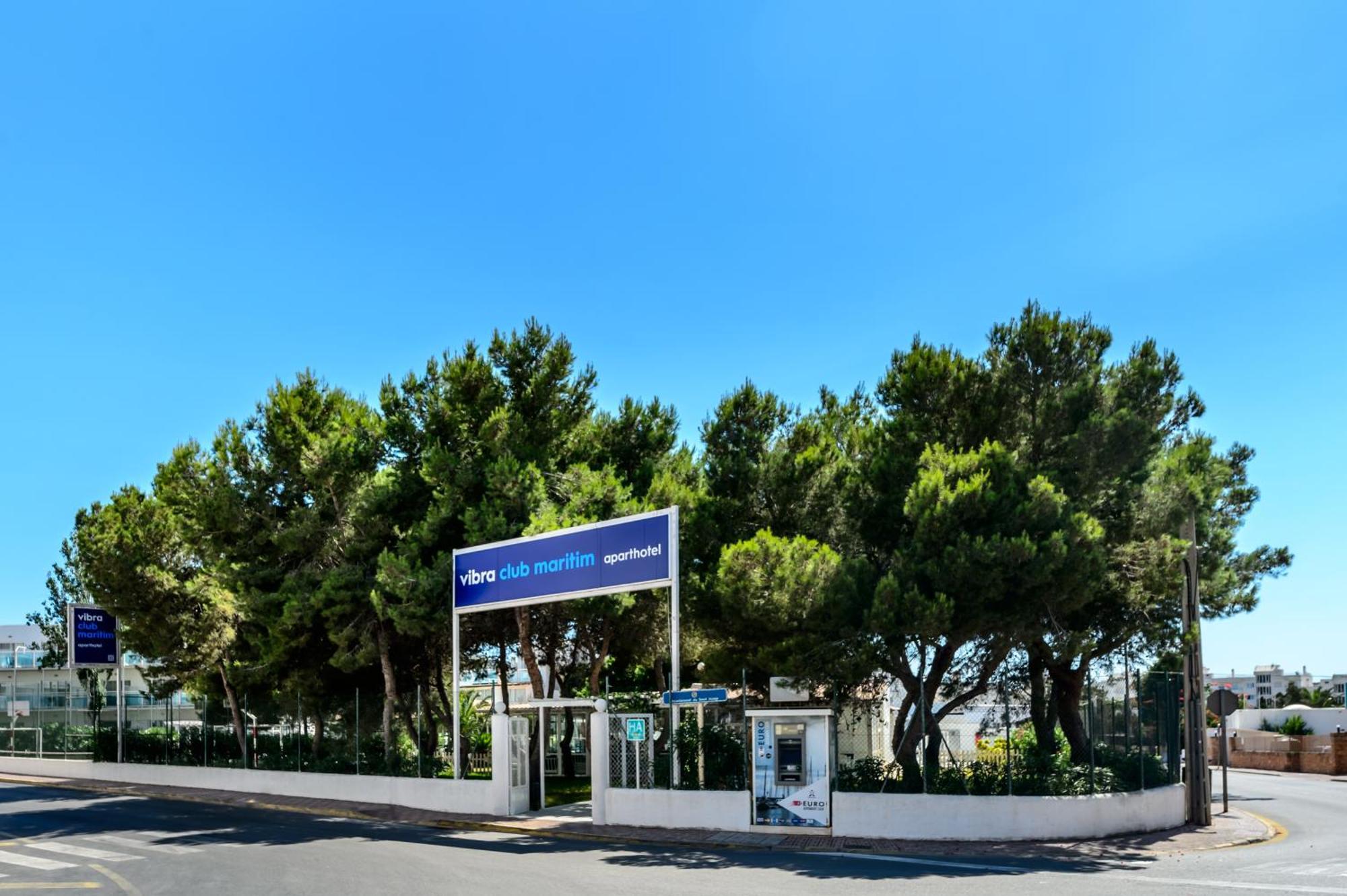 Aparthotel Vibra Club Maritim San Antonio  Buitenkant foto